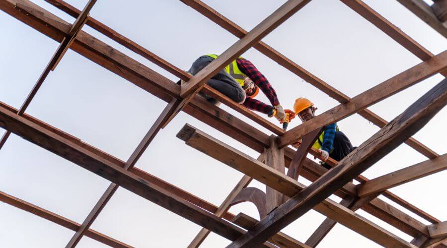 Professional gutter cleaning services in Dutch Flat, CA